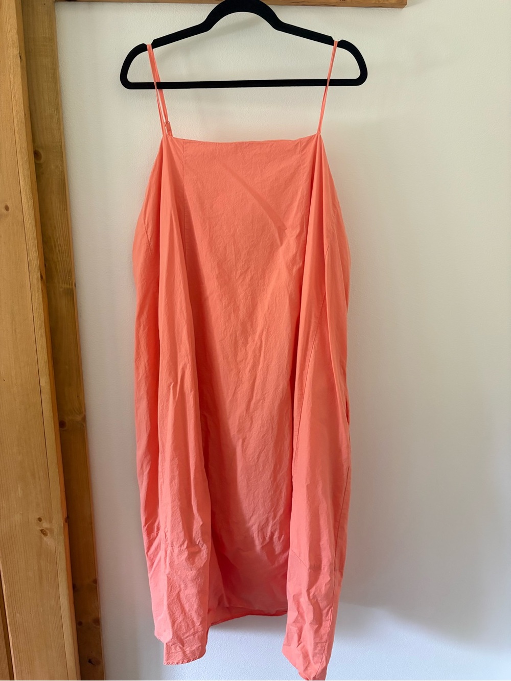 Anthropologie Self Contrast Sleeveless Barrel Midi Dress